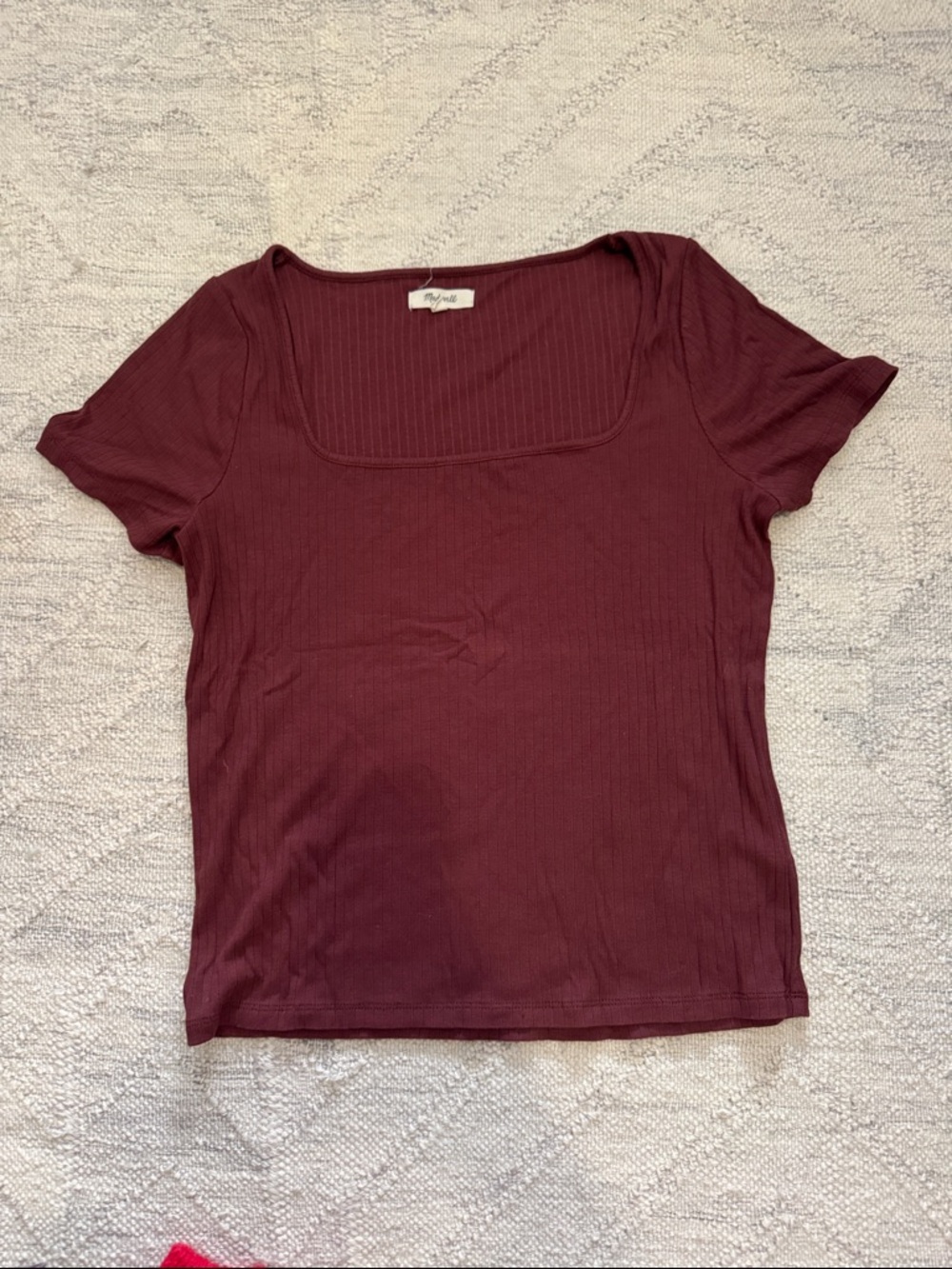 Madewell Ribbed Square Neck Tee in Burgundy. Size L